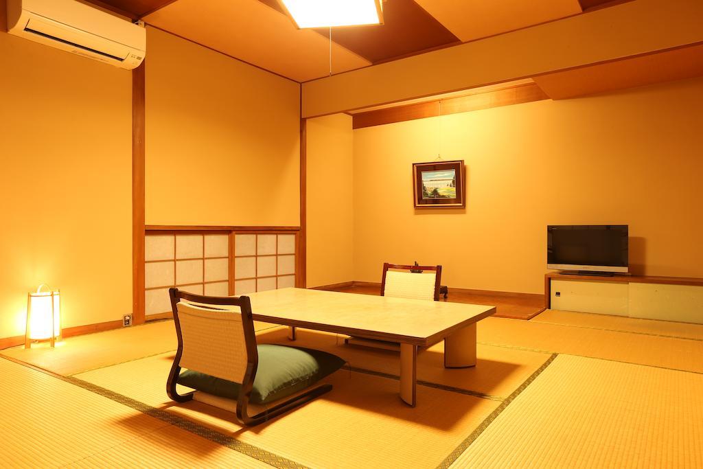 Mikiya Hotel Toyooka  Kamer foto